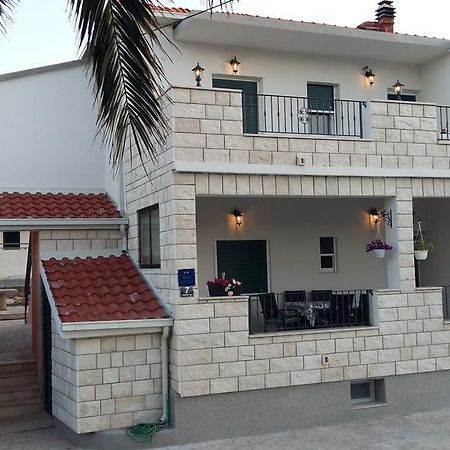 San Apartments Slatine Ngoại thất bức ảnh